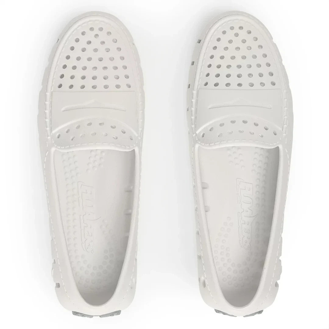 Floafers Women's Posh Driver 2.0 Slip-On Size 9 New