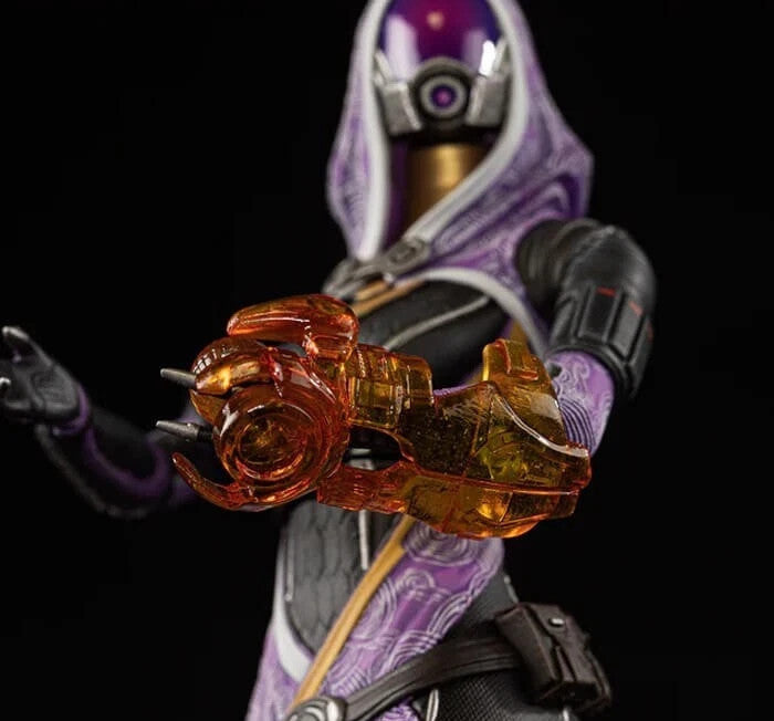 Mass Effect: Tali’Zorah Deluxe Figure 100% Authentic Brand New In Box