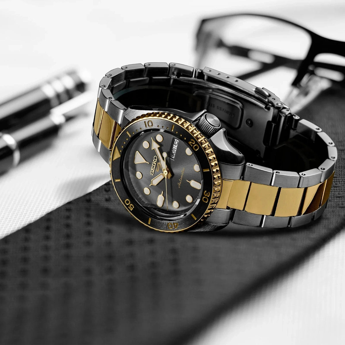 Seiko 5 Sports Two Tone Automatic Mens Watch SRPK22 Brand New In The Box